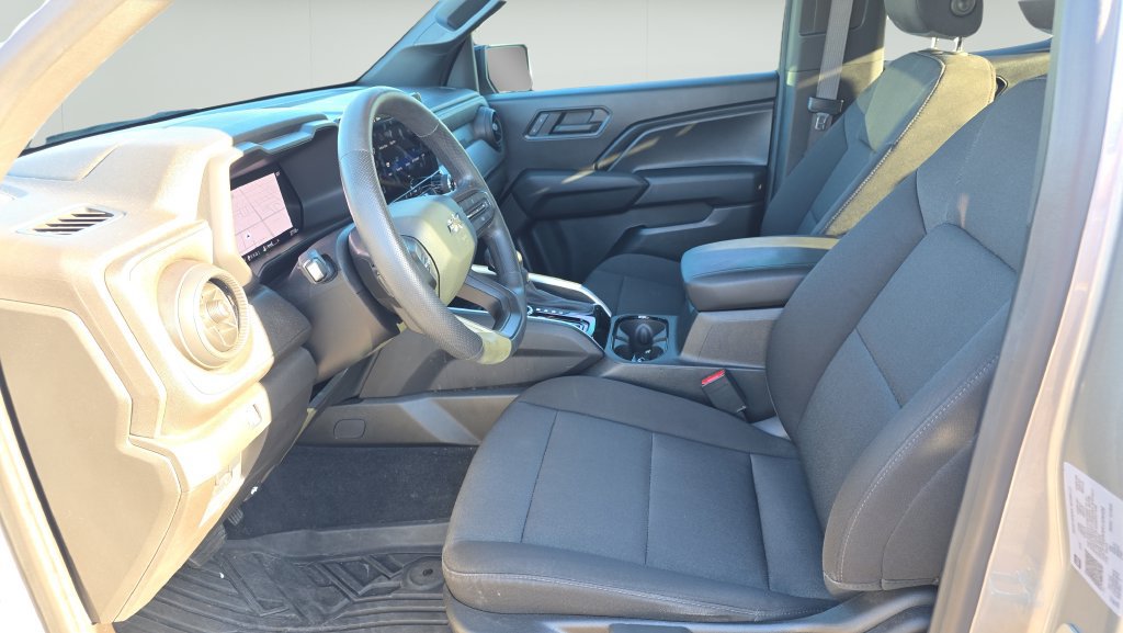 Used 2024 Chevrolet Colorado Trail Boss w/ Advanced Trailering Package AWD/4WD image 15