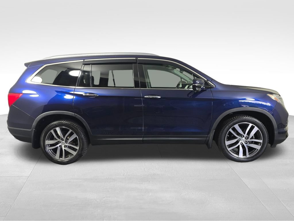 Used 2018 Honda Pilot Touring image 8