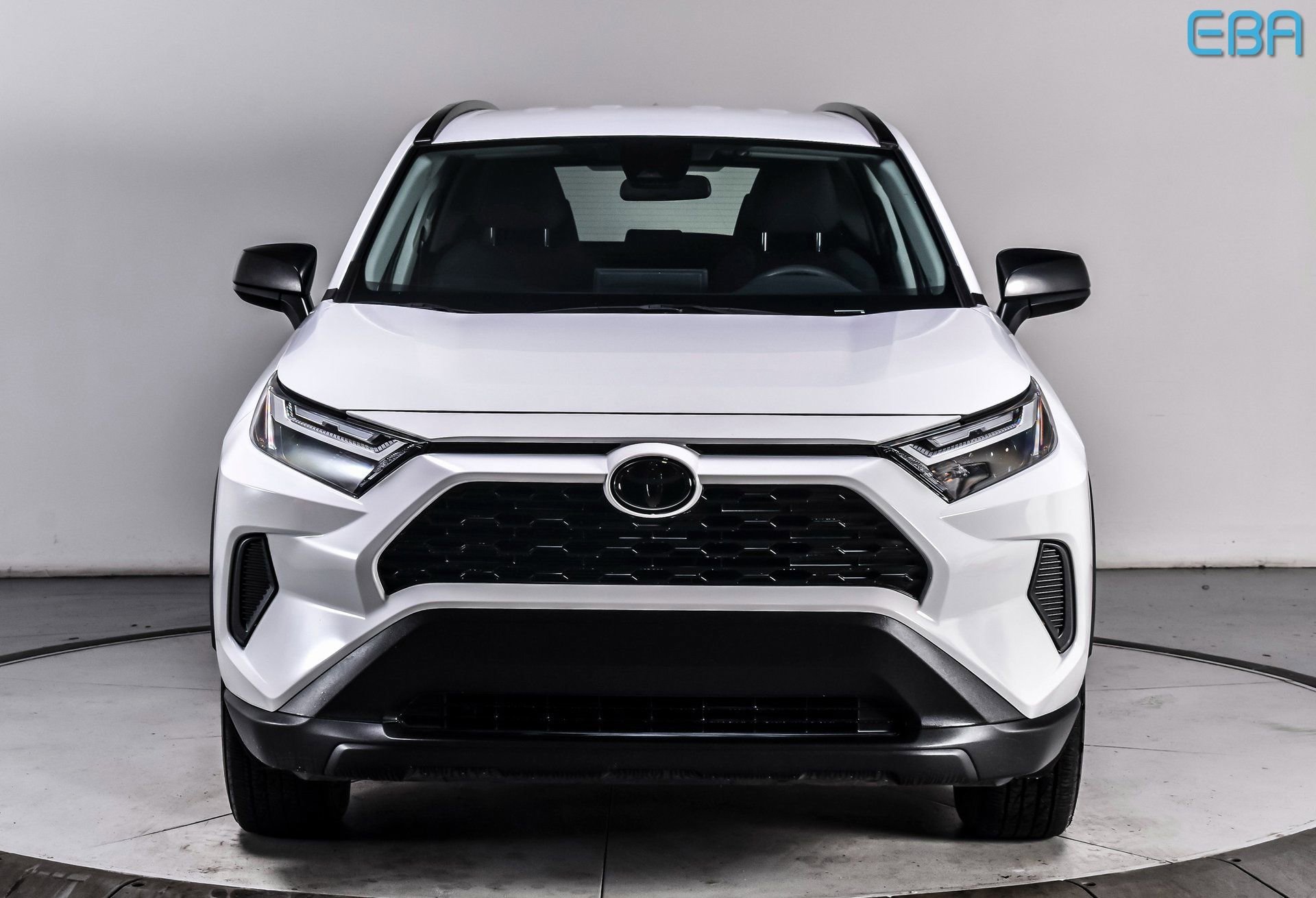 Used 2025 Toyota RAV4 LE AWD/4WD image 8
