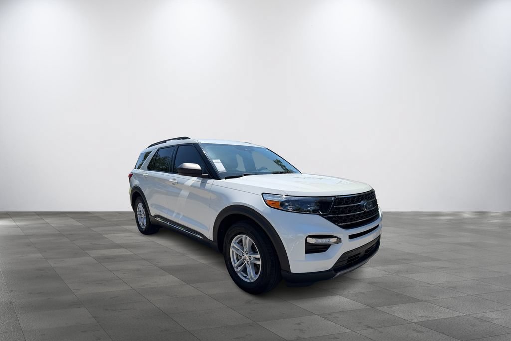 Used 2020 Ford Explorer XLT w/ Equipment Group 202A RWD image 1