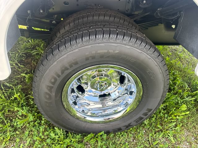 New 2026 RAM 3500 Tradesman w/ Chrome Appearance Group A AWD/4WD image 25
