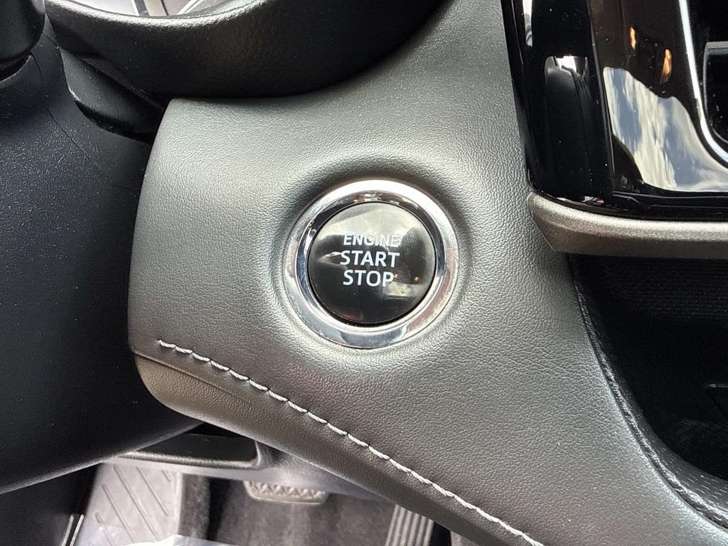 Used 2022 Toyota Highlander Limited FWD image 35
