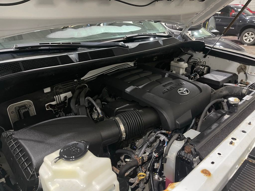 Used 2015 Toyota Tundra SR image 39