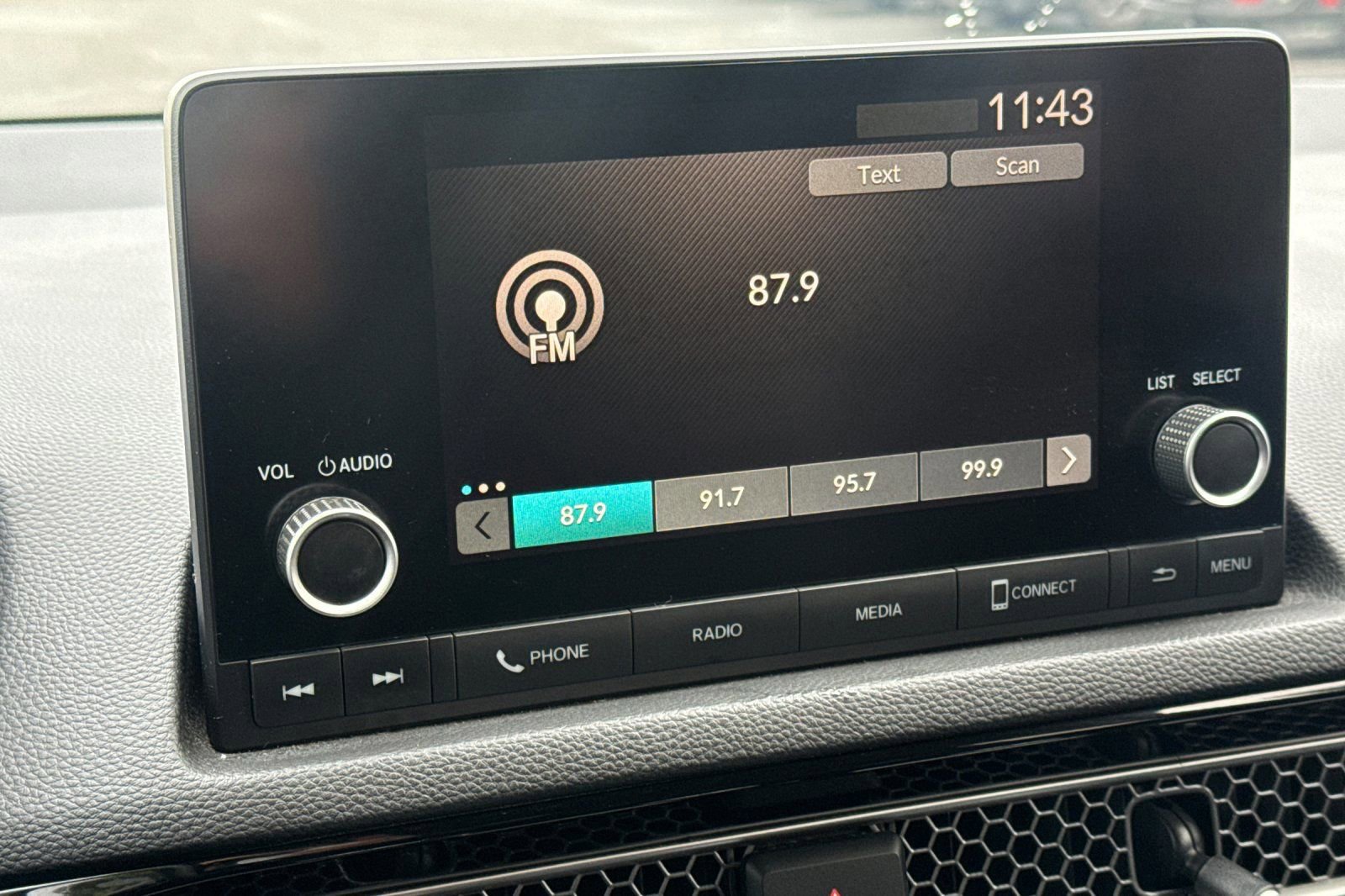 Used 2022 Honda Civic LX image 17