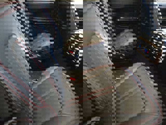 Used 2023 Ford Expedition Limited image 9