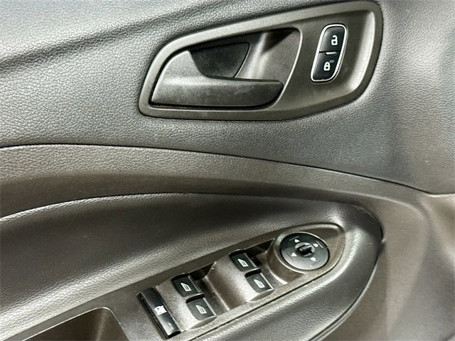 Used 2018 Ford Escape S image 17