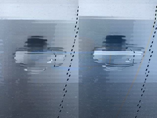 Used 2023 GMC Acadia SLE w/ Driver Convenience Package image 21