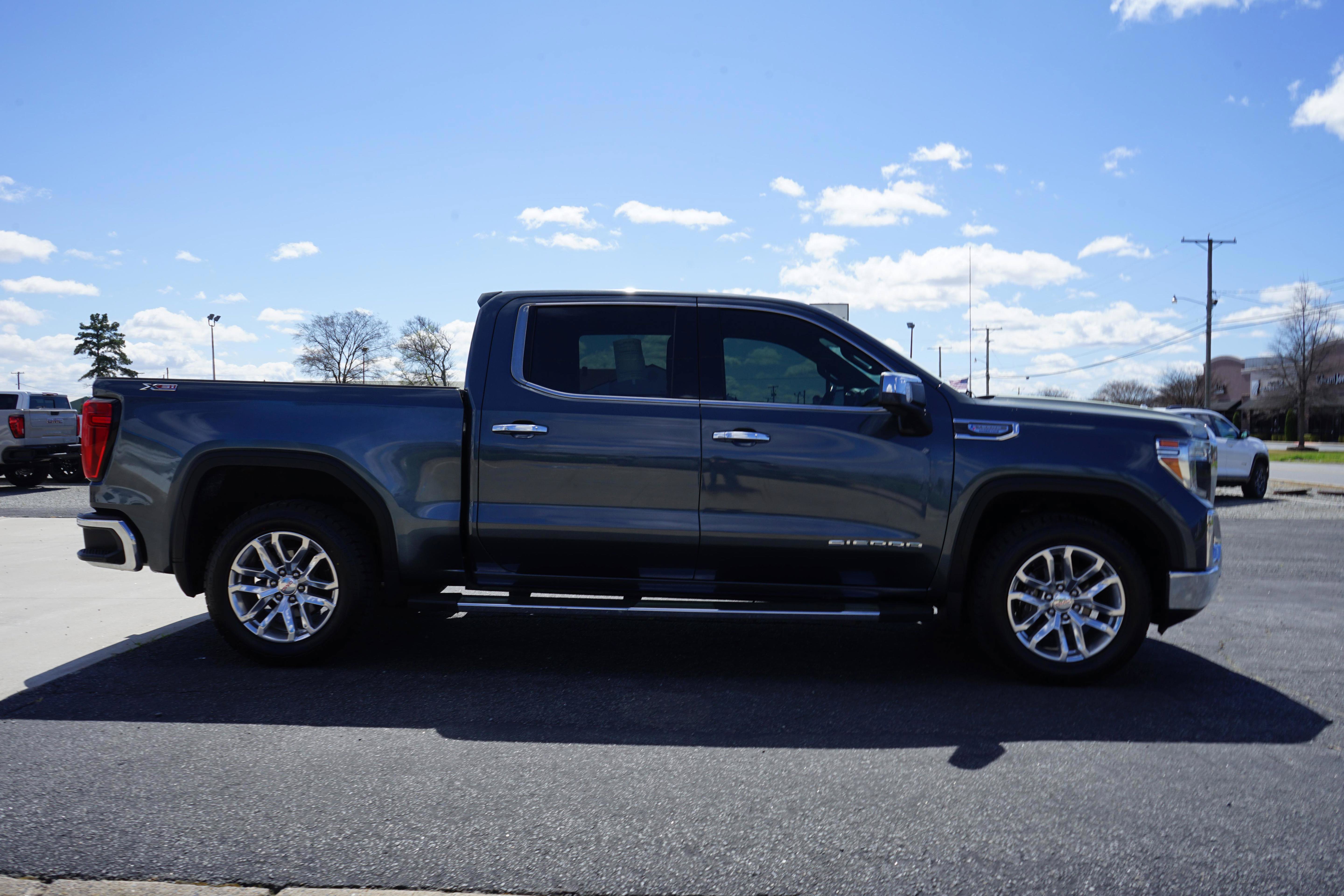 Used 2021 GMC Sierra 1500 SLT AWD/4WD image 6