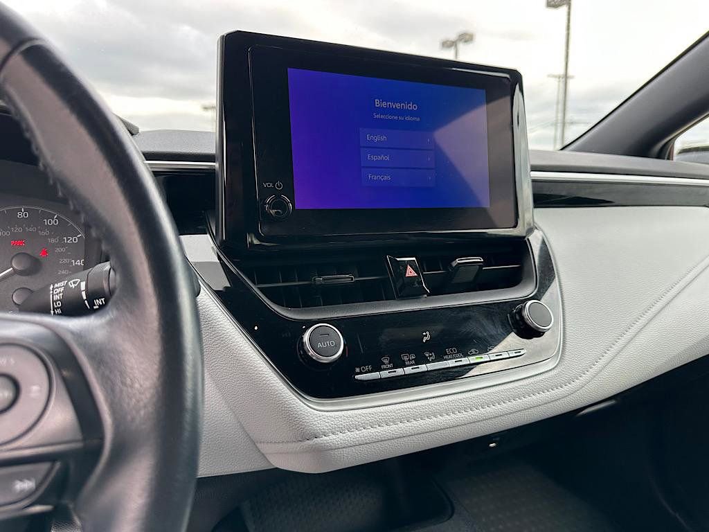 Certified 2023 Toyota Corolla SE image 27