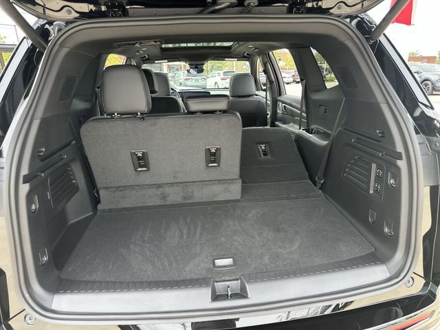 New 2026 Buick Enclave Avenir w/ Super Cruise Package AWD/4WD image 23