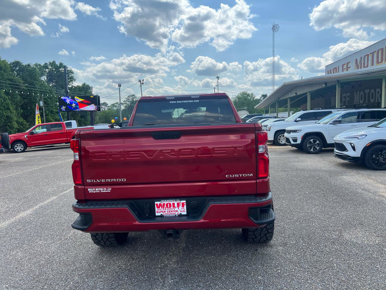 Used 2021 Chevrolet Silverado 1500 Custom AWD/4WD image 18