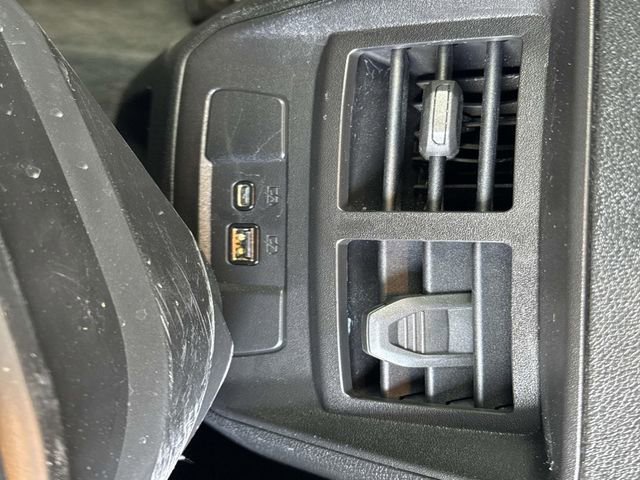 Used 2024 GMC Canyon AT4X w/ AT4X AEV Edition image 18