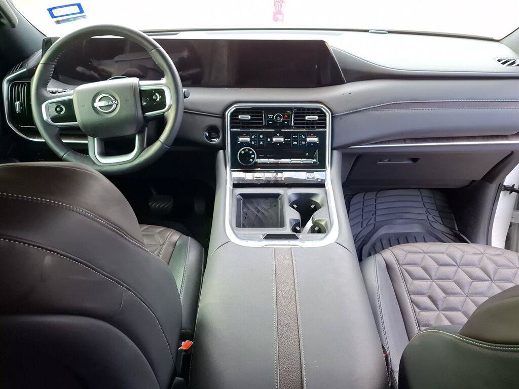 Used 2025 Nissan Armada Platinum w/ Convenience Package RWD image 35