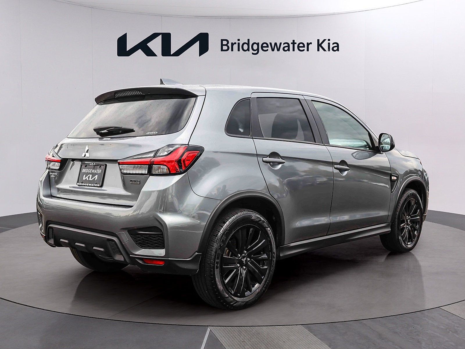 Used 2025 Mitsubishi Outlander Sport AWD image 6