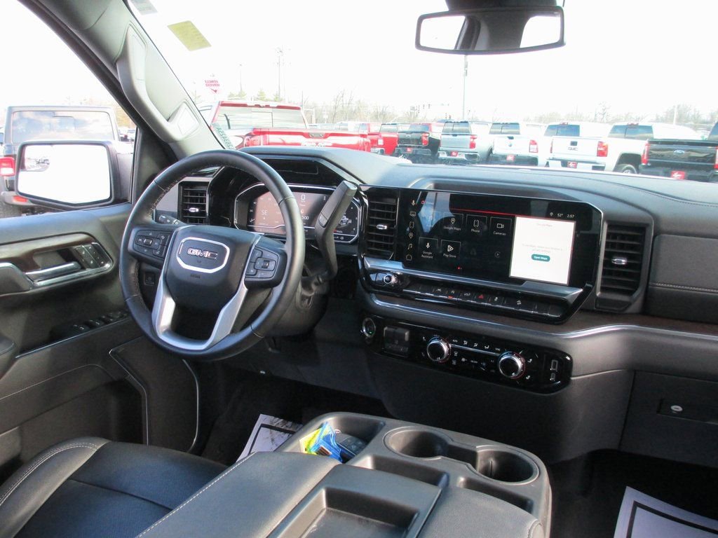 Used 2023 GMC Sierra 1500 SLT image 23
