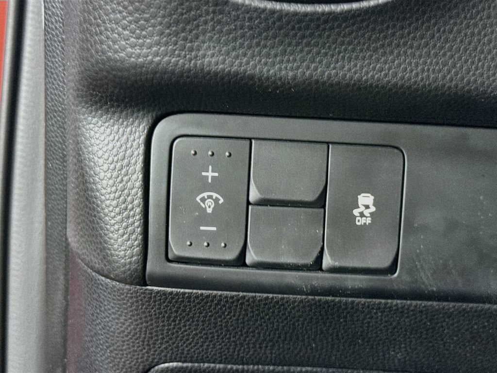 Used 2019 Kia Soul ! FWD image 17