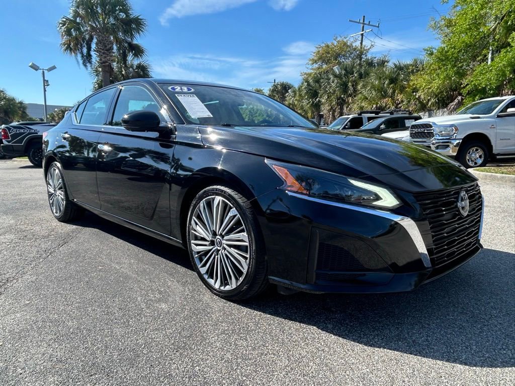 Used 2023 Nissan Altima 2.5 SL image 9