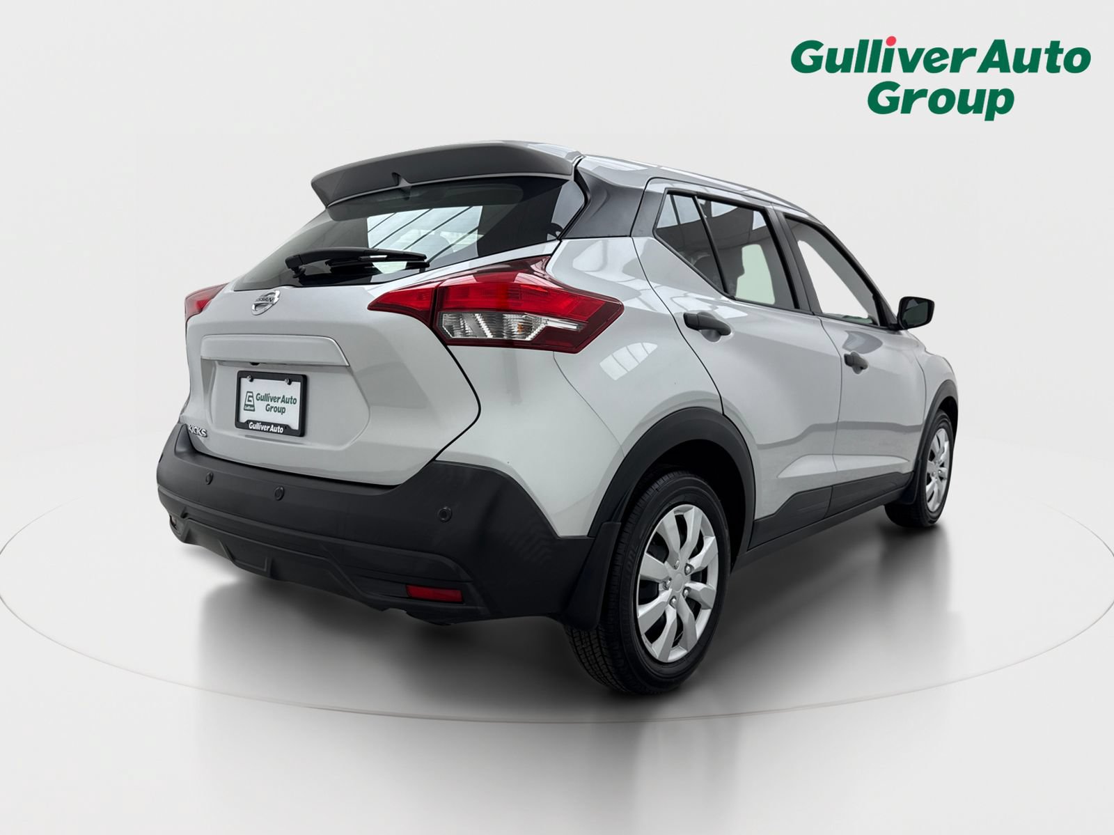 Used 2020 Nissan Kicks S FWD image 8
