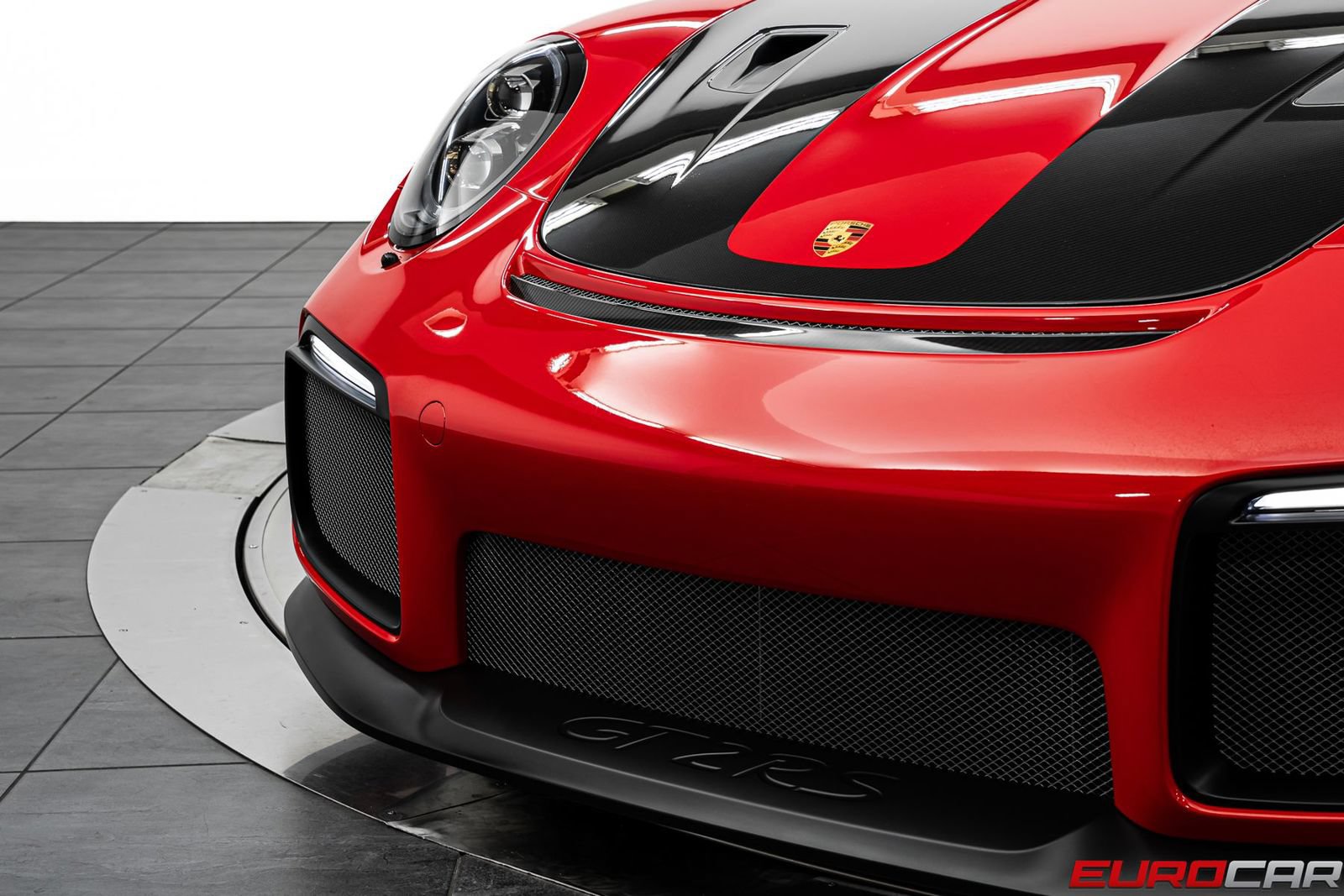 Used 2018 Porsche 911 GT2 RS RWD image 15