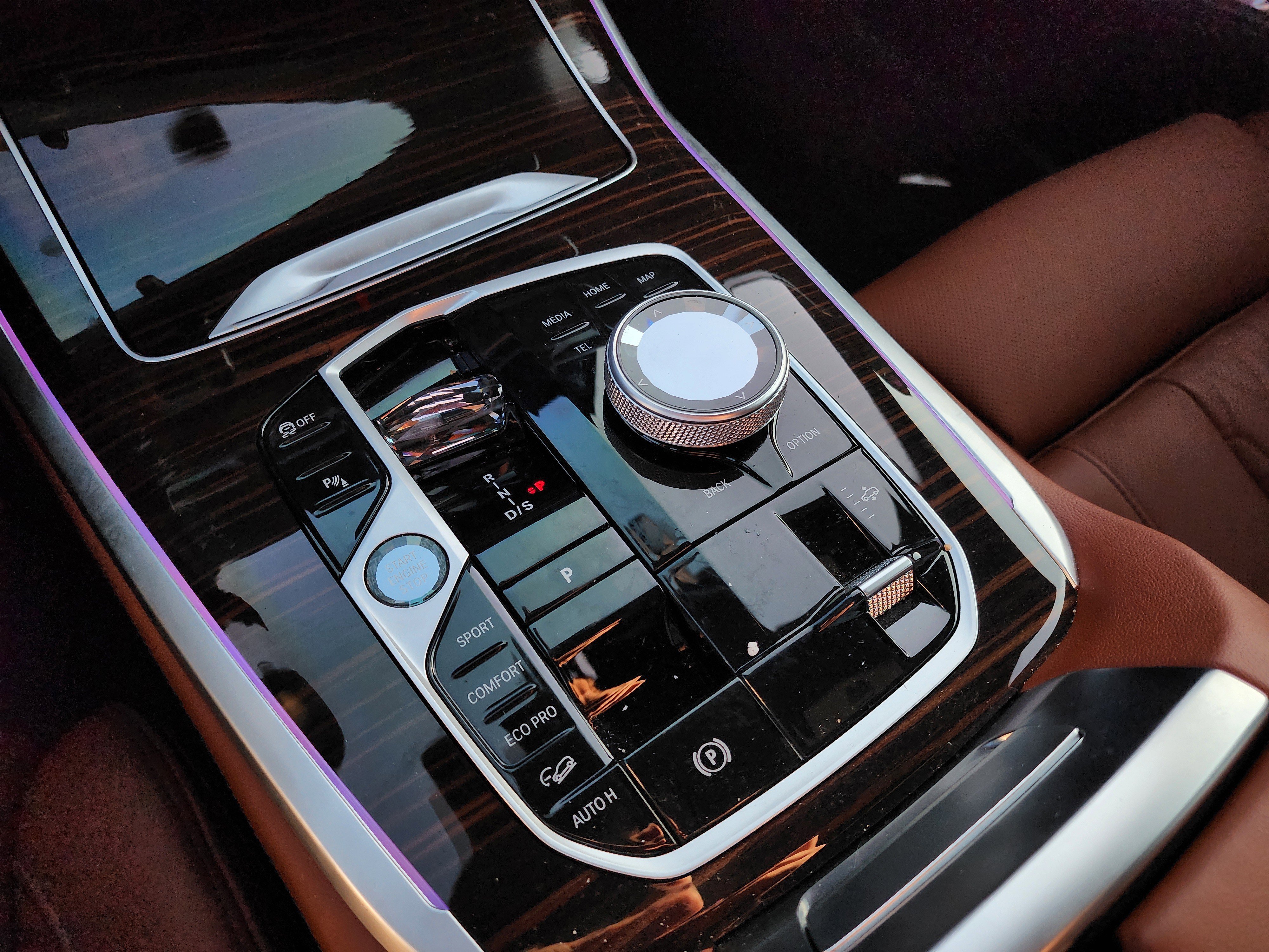 Used 2026 BMW X7 xDrive40i w/ Executive Package image 27