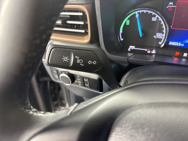 Used 2024 Ford Maverick Lariat FWD image 15
