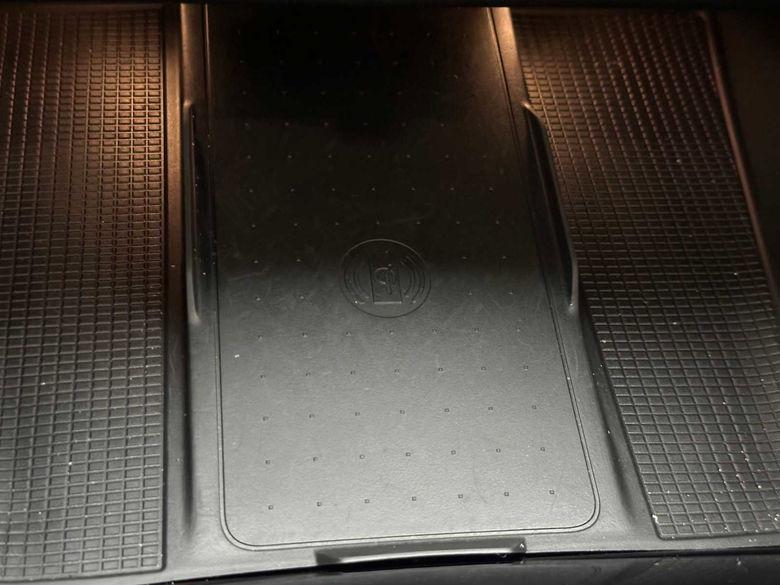 Certified 2023 Volvo C40 P8 Recharge Ultimate image 30