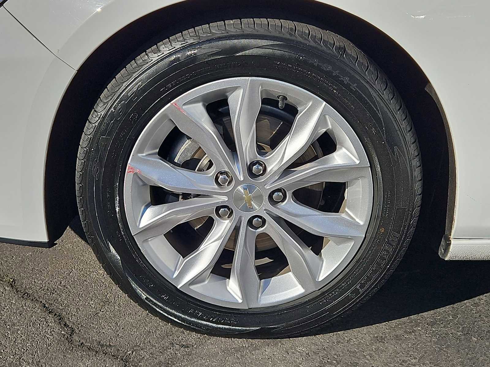 Used 2020 Chevrolet Malibu LT image 11