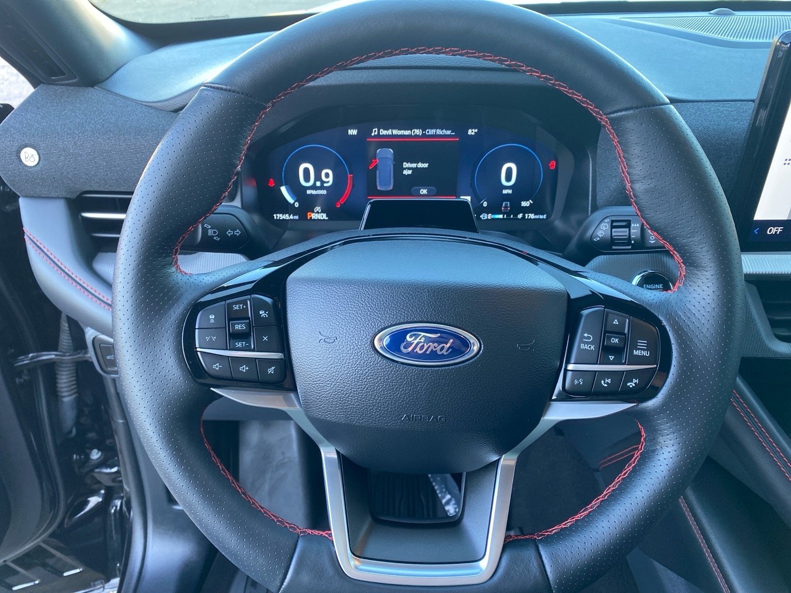 Used 2025 Ford Explorer ST-Line AWD/4WD image 11