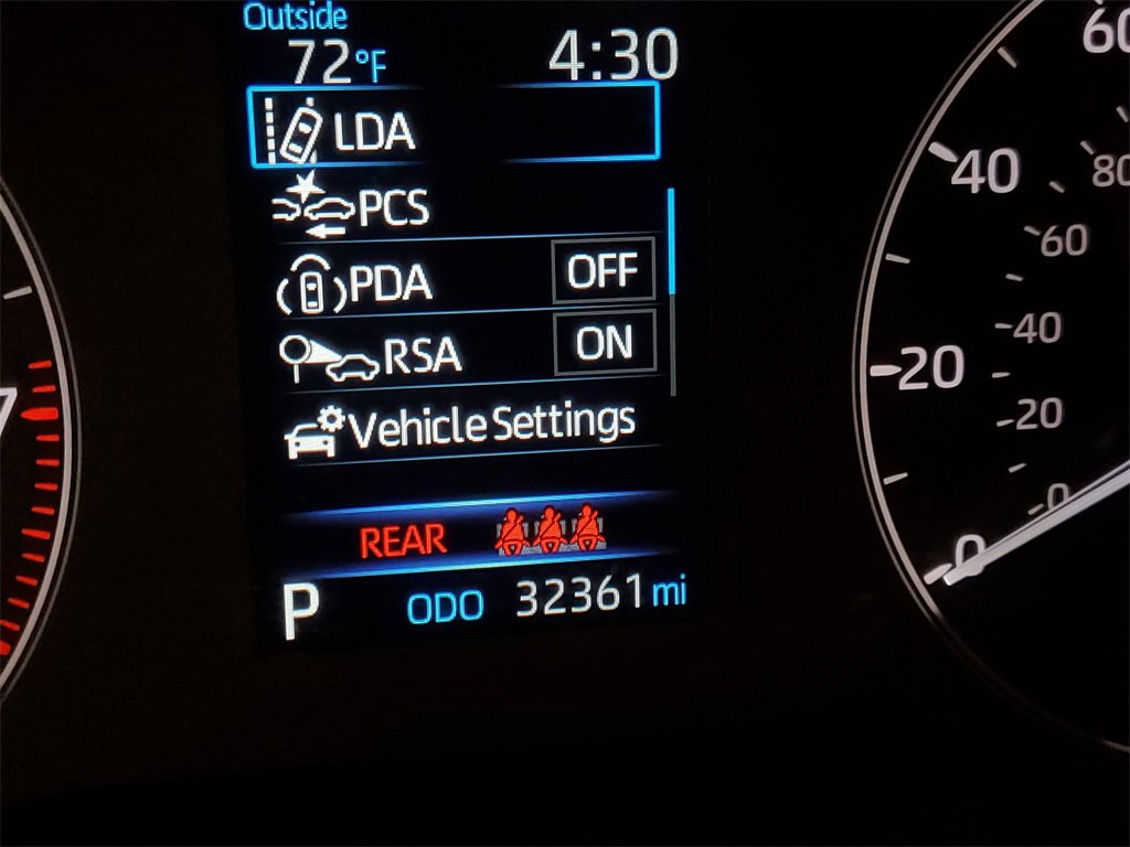 Used 2025 Toyota Corolla LE image 23