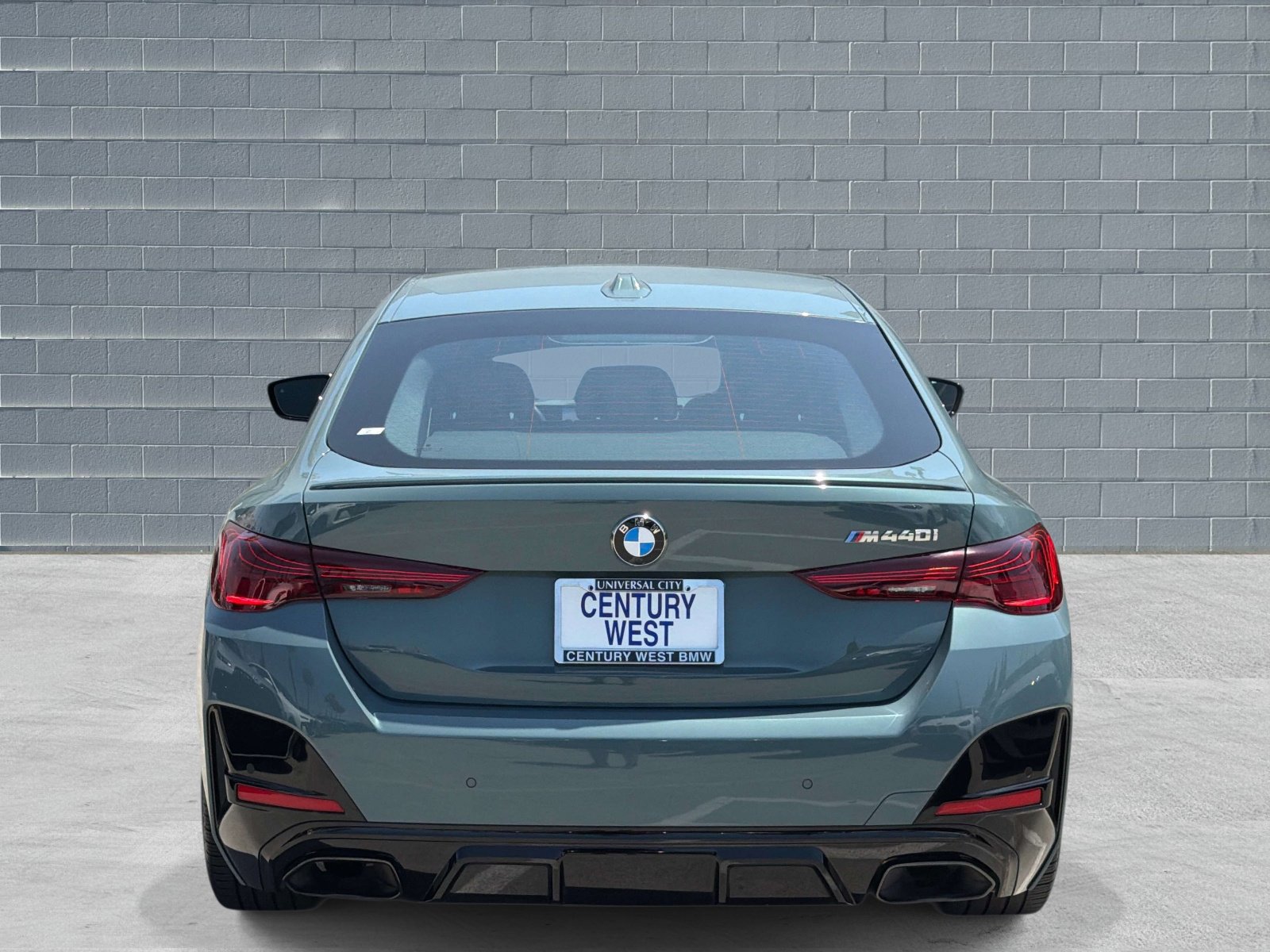 Used 2025 BMW M440i RWD image 4