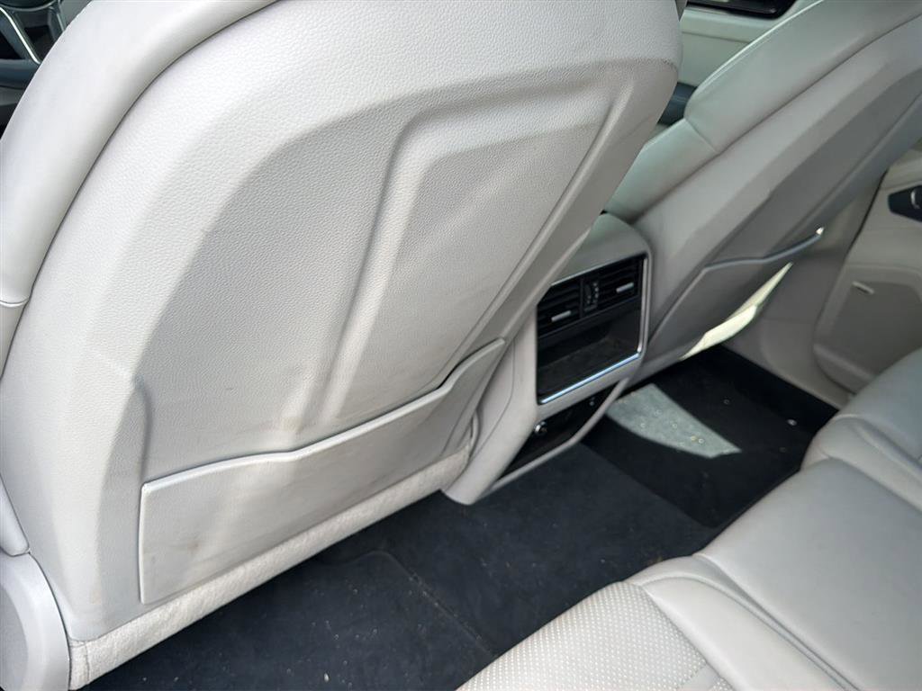 Used 2021 Porsche Cayenne AWD/4WD image 18