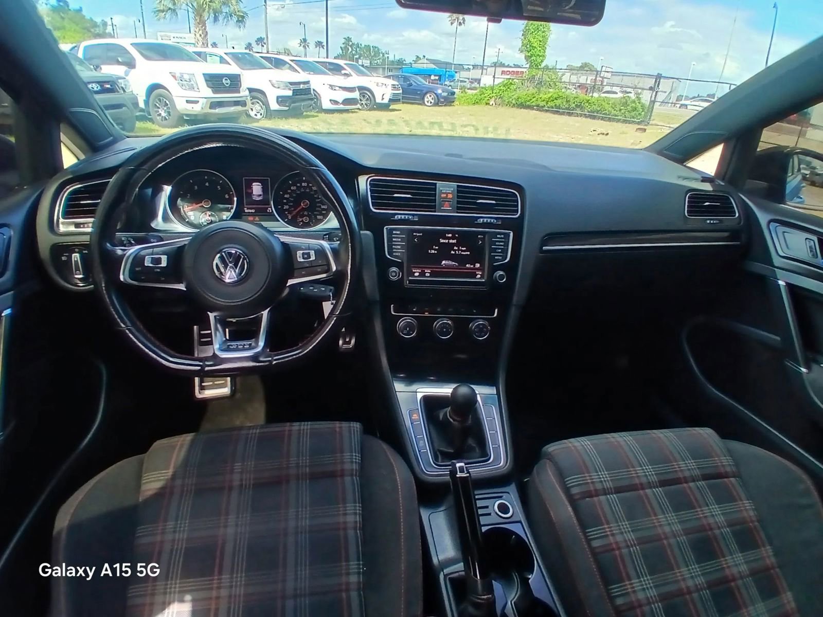 Used 2017 Volkswagen GTI S FWD image 22