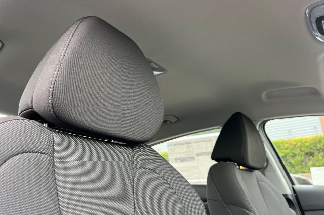 New 2026 Hyundai Elantra SE FWD image 15