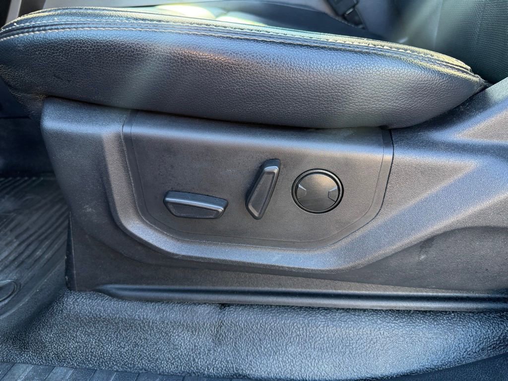 Used 2022 Ford F250 Lariat w/ Tremor Off-Road Package image 6