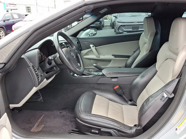 Used 2012 Chevrolet Corvette Grand Sport w/ 3LT Preferred Equipment Group image 11