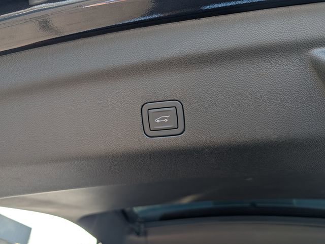 Used 2026 GMC Yukon XL Elevation w/ LPO, Floor Liner Package image 28