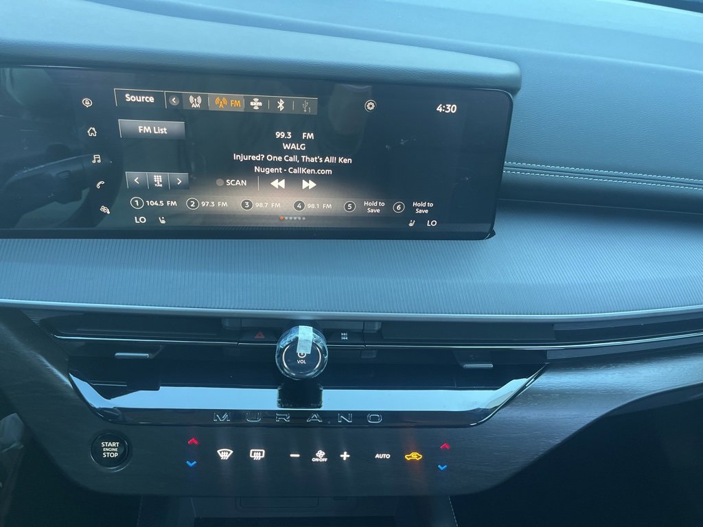 Used 2025 Nissan Murano SV image 17