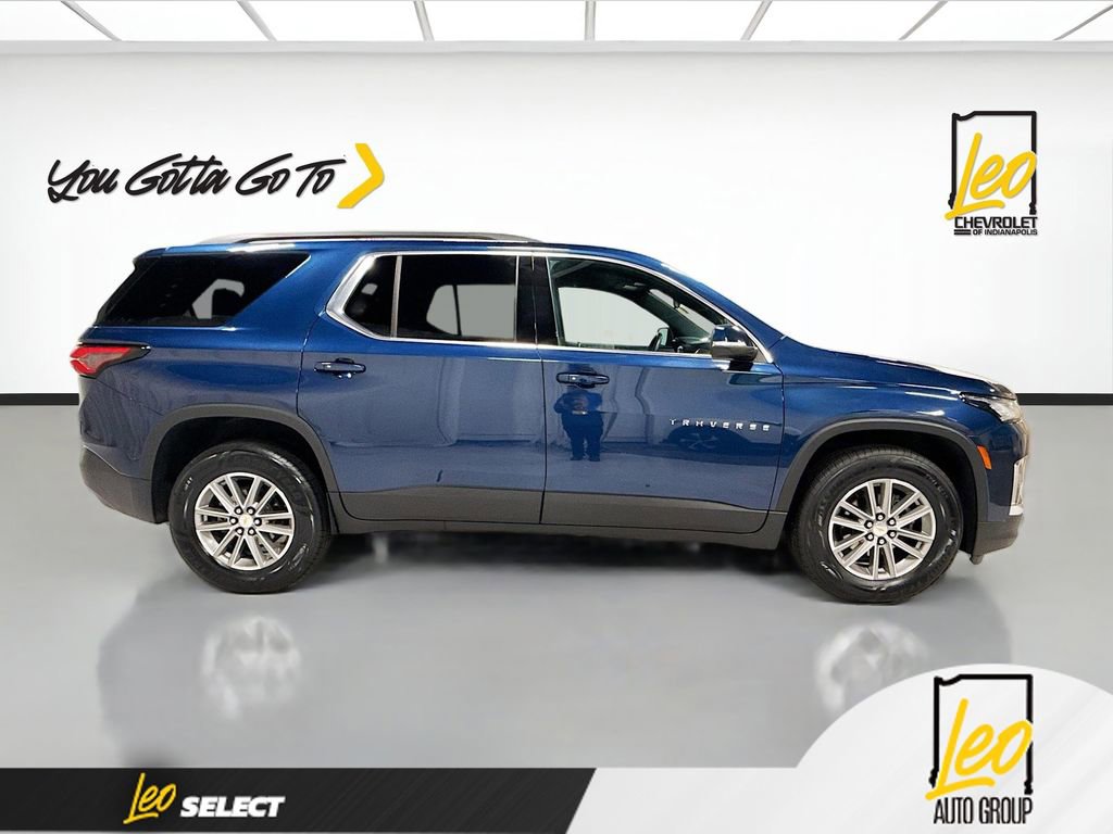 Used 2023 Chevrolet Traverse LT FWD image 4