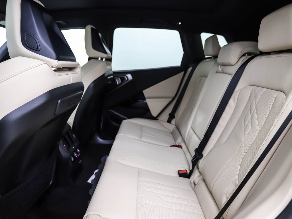 New 2026 BMW X3 M50 w/ Premium Package image 21