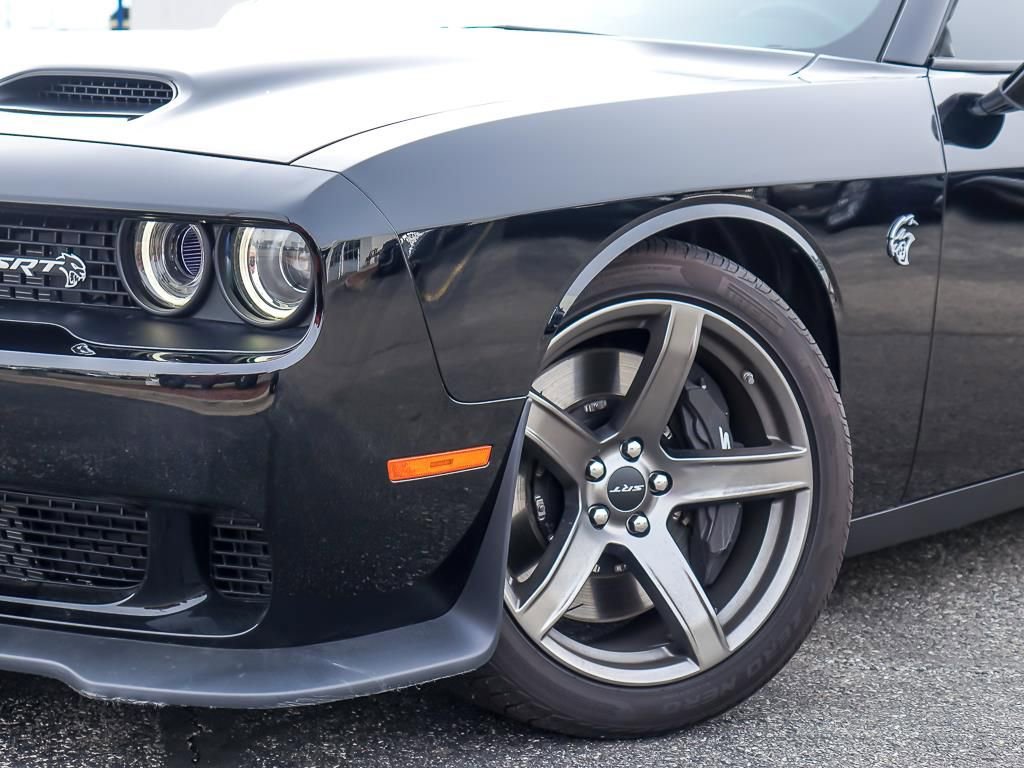Used 2023 Dodge Challenger SRT Hellcat w/ Driver Convenience Group image 4