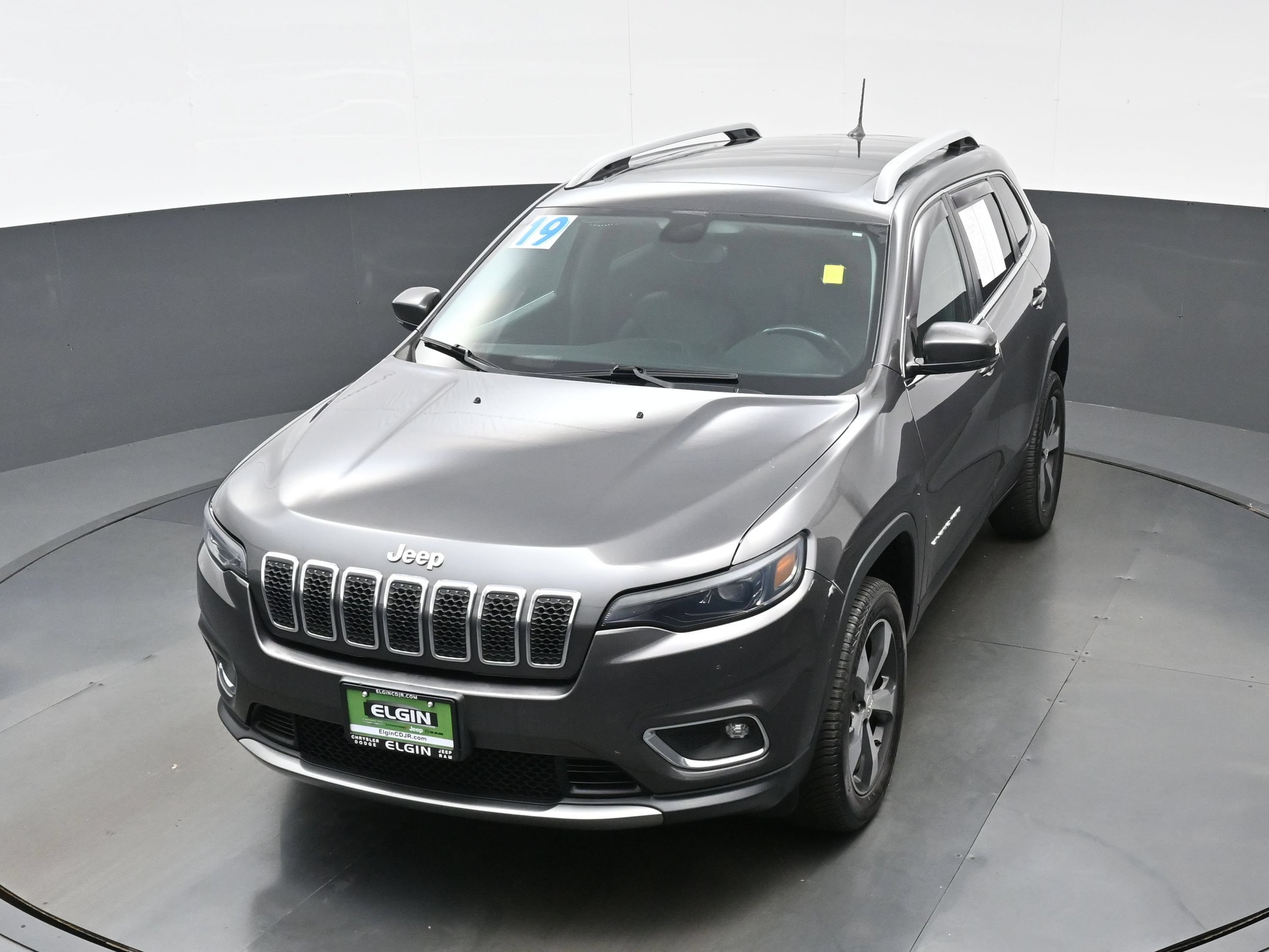 Used 2019 Jeep Cherokee Limited w/ Trailer Tow Group AWD/4WD image 38