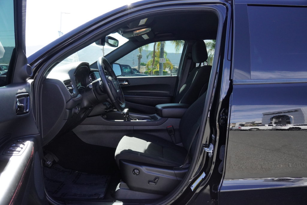 Certified 2025 Dodge Durango GT w/ Blacktop Package RWD image 28