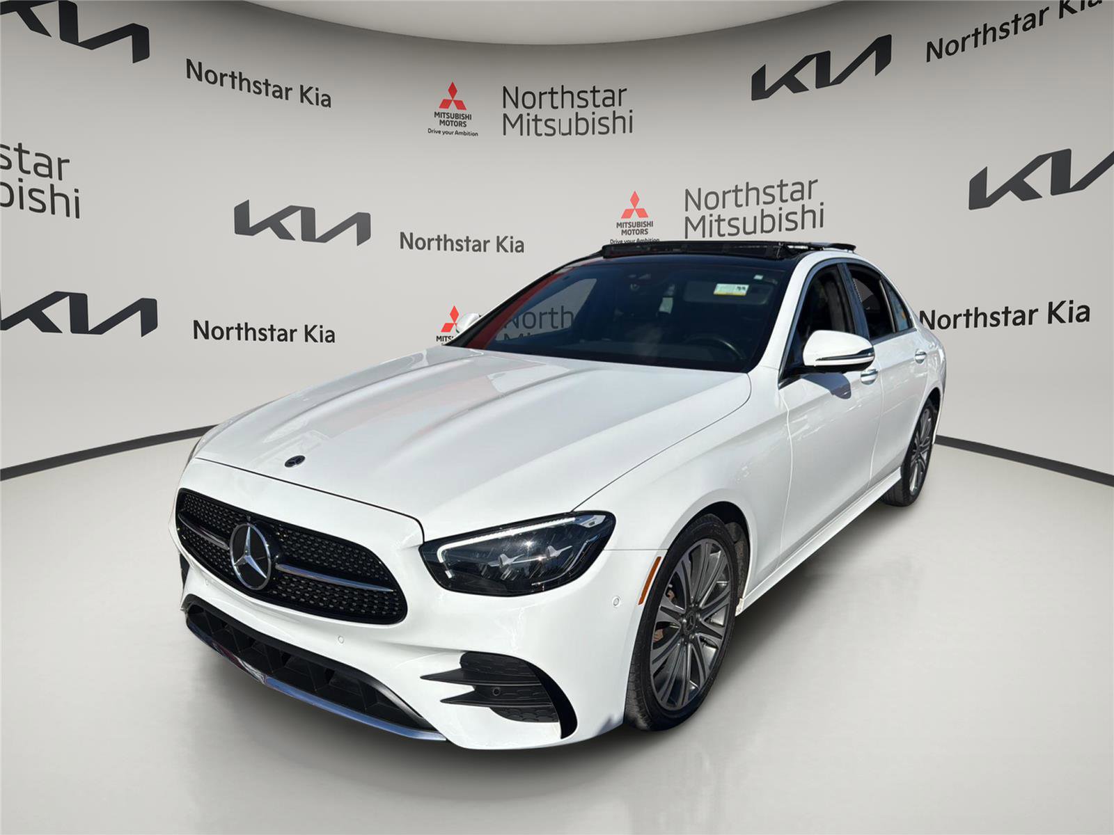 Used 2022 Mercedes-Benz E 350 Sedan image 10