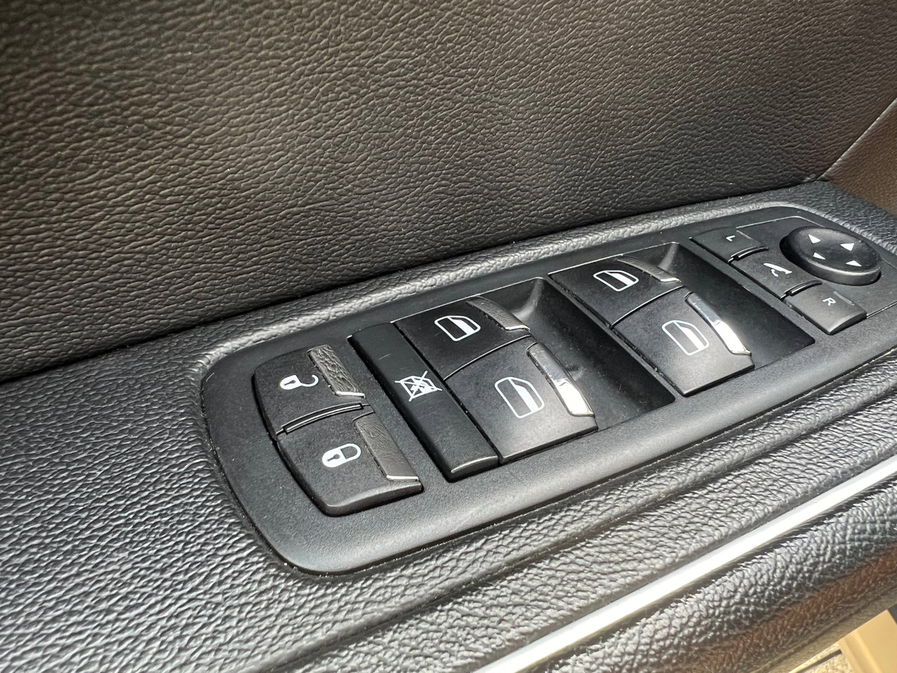 Used 2018 Maserati Levante image 82