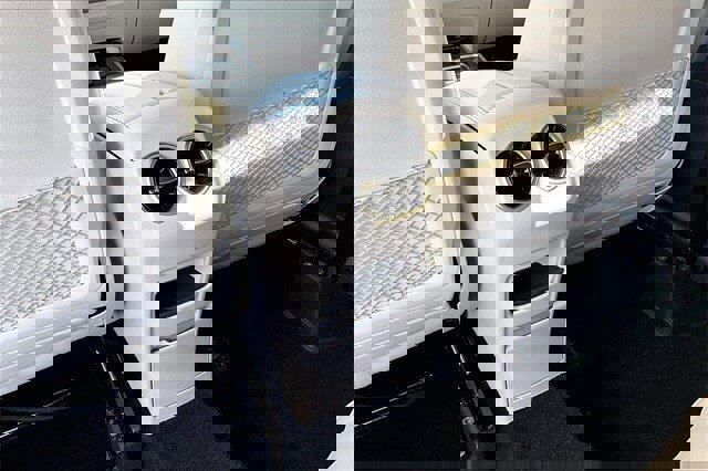 Certified 2025 Mercedes-Benz GLA 250 4MATIC image 13