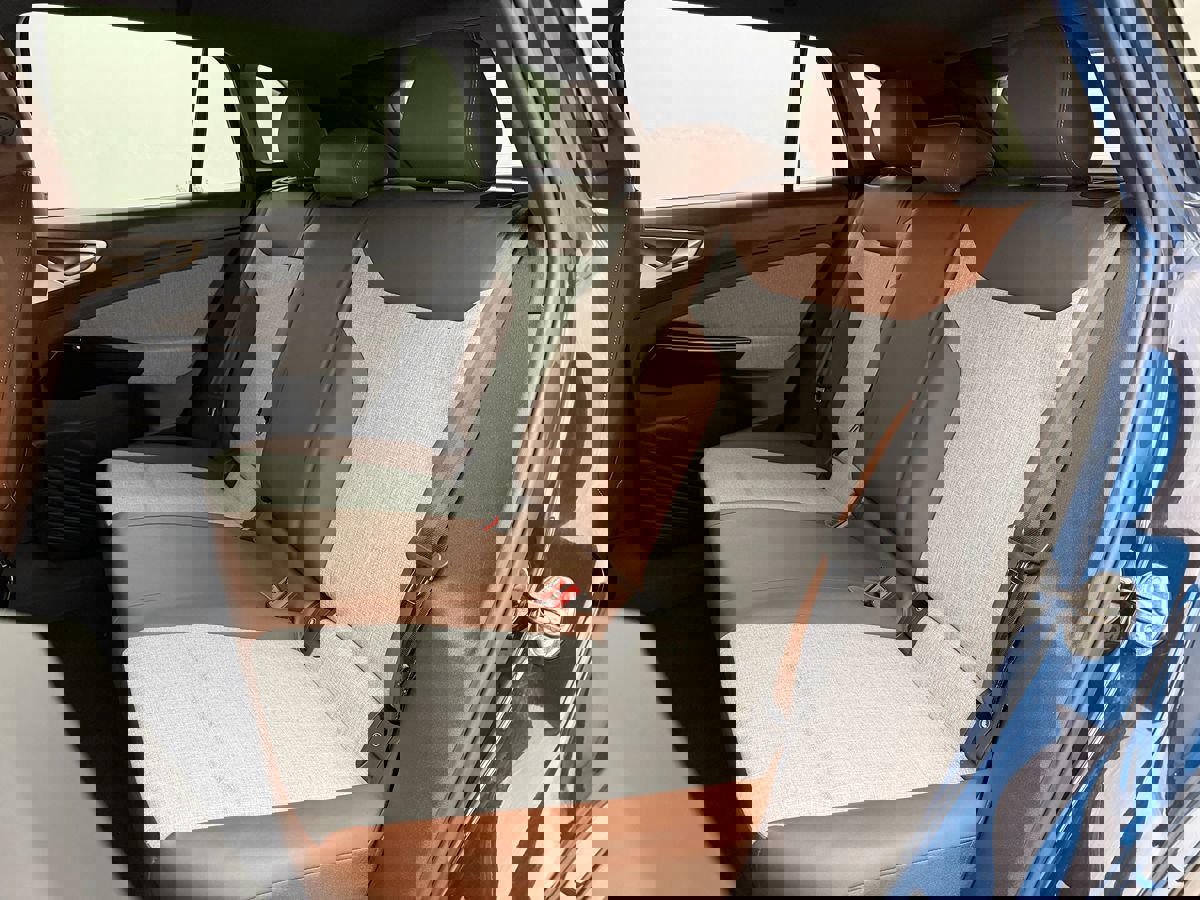 Used 2023 Volkswagen ID.4 Pro image 38