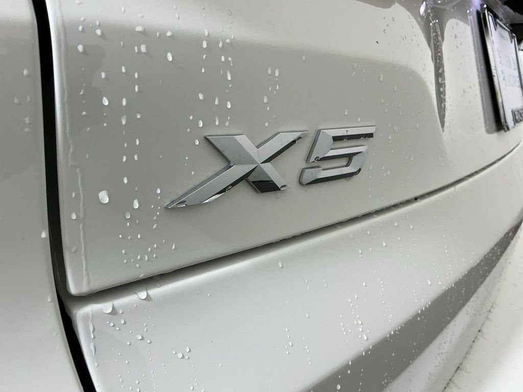 Certified 2024 BMW X5 xDrive40i w/ M Sport Package AWD/4WD image 32