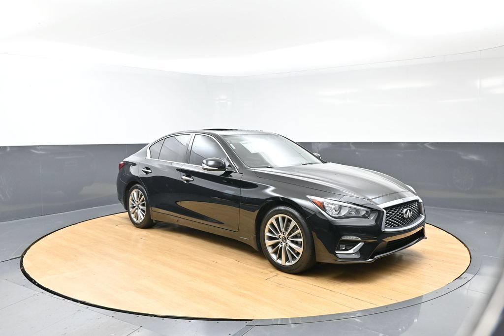 Used 2022 INFINITI Q50 Luxe w/ Cargo Package RWD image 7