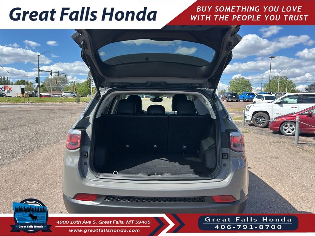 Used 2019 Jeep Compass Limited AWD/4WD image 7