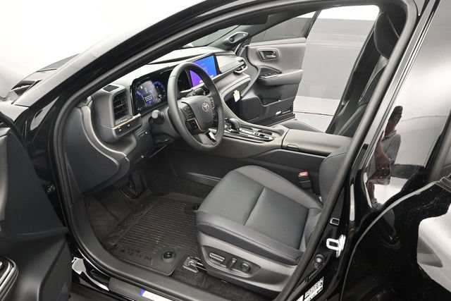 New 2026 Toyota Crown AWD/4WD image 4